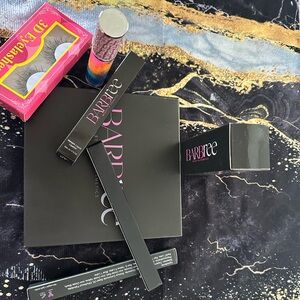 Barbree Cosmetic Set - Black and Pink